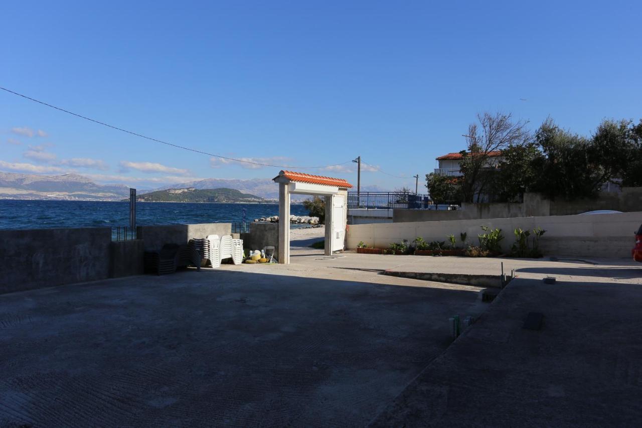 Apartments By The Sea Slatine, Ciovo - 14541 Ngoại thất bức ảnh