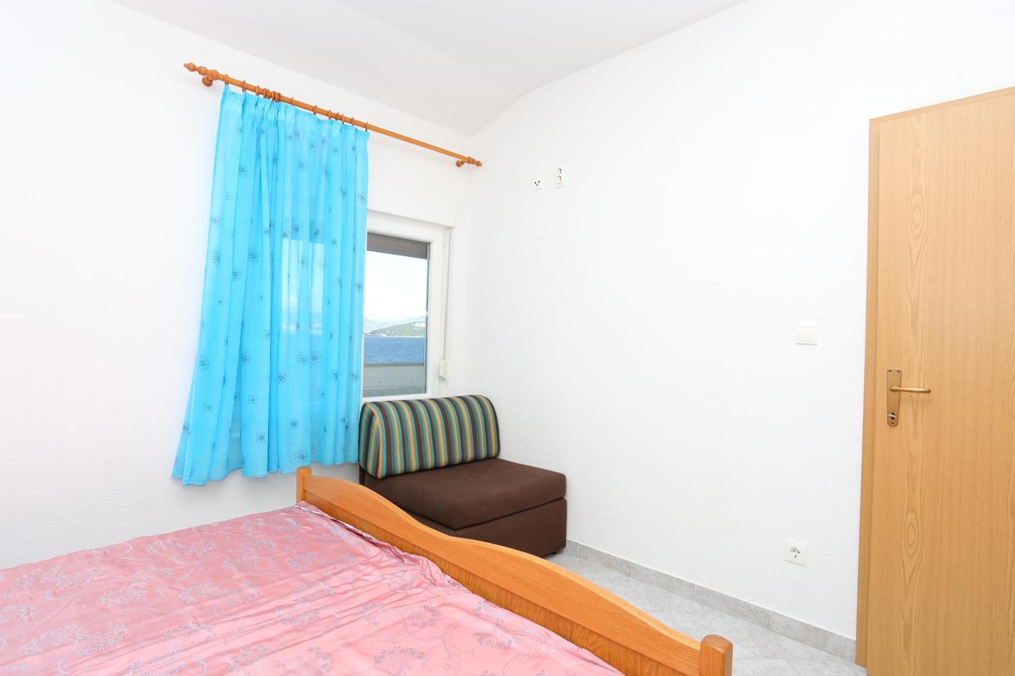 Apartments By The Sea Slatine, Ciovo - 14541 Phòng bức ảnh